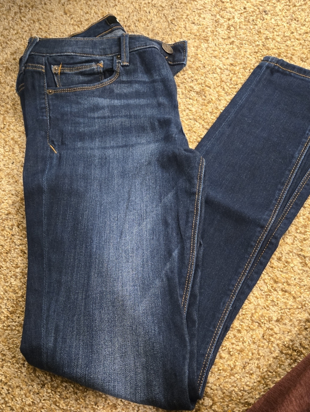 Express Women's Slim Jeans in Dark Blue Wash